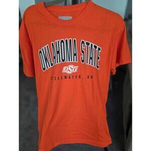 “Oklahoma State Cowboys OSU T-Shirt – NWT Fanatics Licensed”